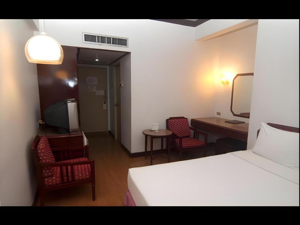 Florida Hotel Hat Yai Bagian luar foto